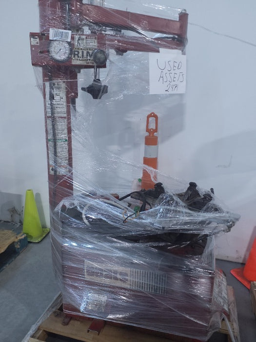 Coats Rim Clamp Tire Changer w/ Robo-Arm (1) - Load #217314