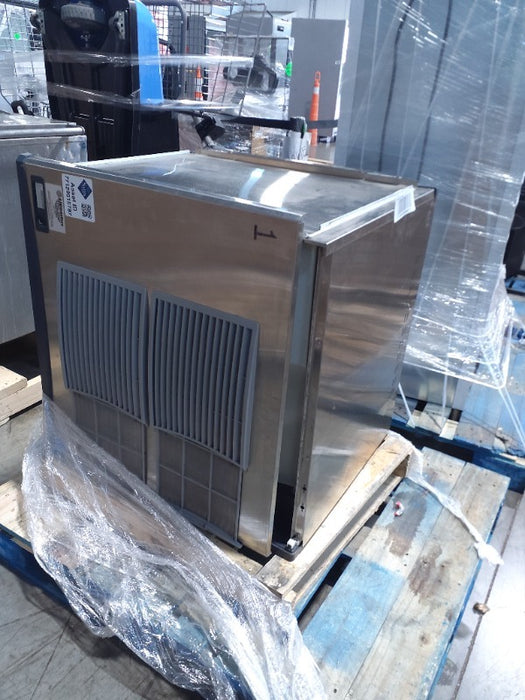 Scotsman Ice Machine (1) - Load #230571