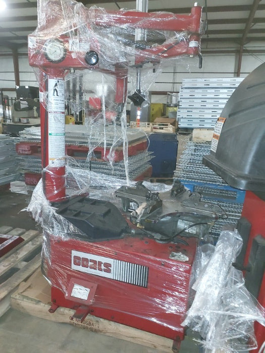 Coats Rim Clamp Tire Changer (1) - Load #228631