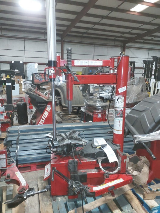 Coats Rim Clamp Tire Changer w/ Robo-Arm (1) - Load #228647