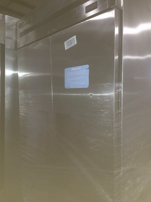 True Two Section Refrigerator (1) - Load #230800