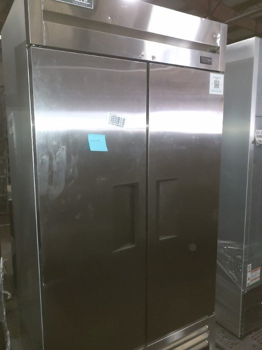 True Two Section Refrigerator (1) - Load #230954