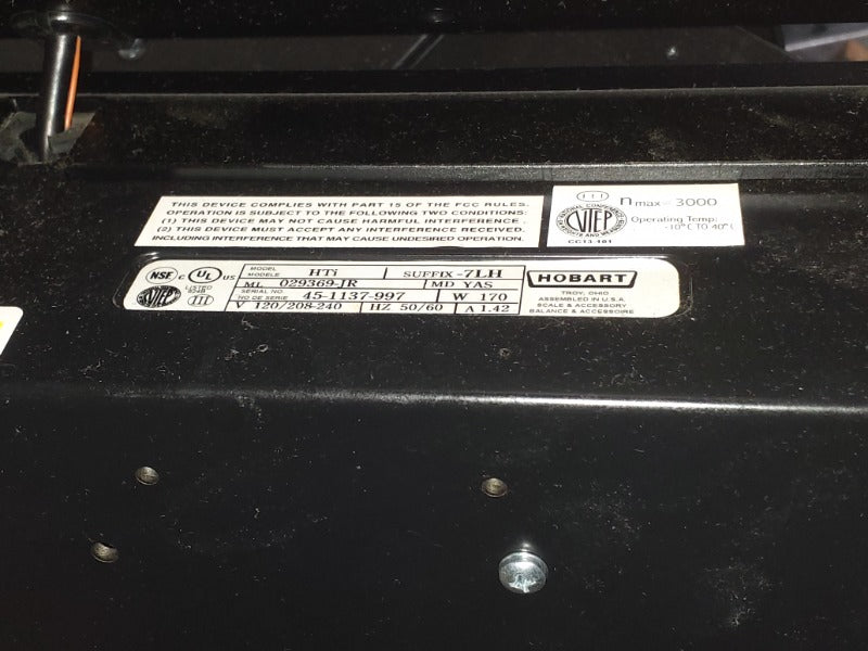 HOBART HTI (WITH BACK SCREEN) (2) , HOBART HTI DELI SCALE (WITHOUT BACK SCREEN) (4)  - Load #232658