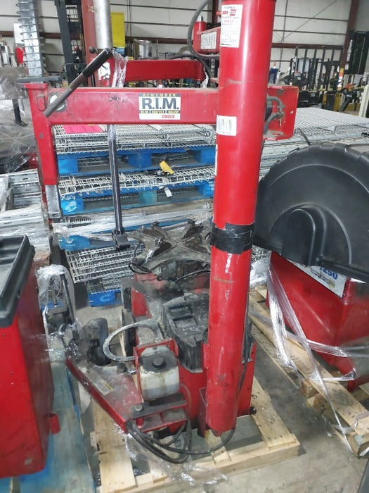 Coats Rim Clamp Tire Changer (1) - Load #234616