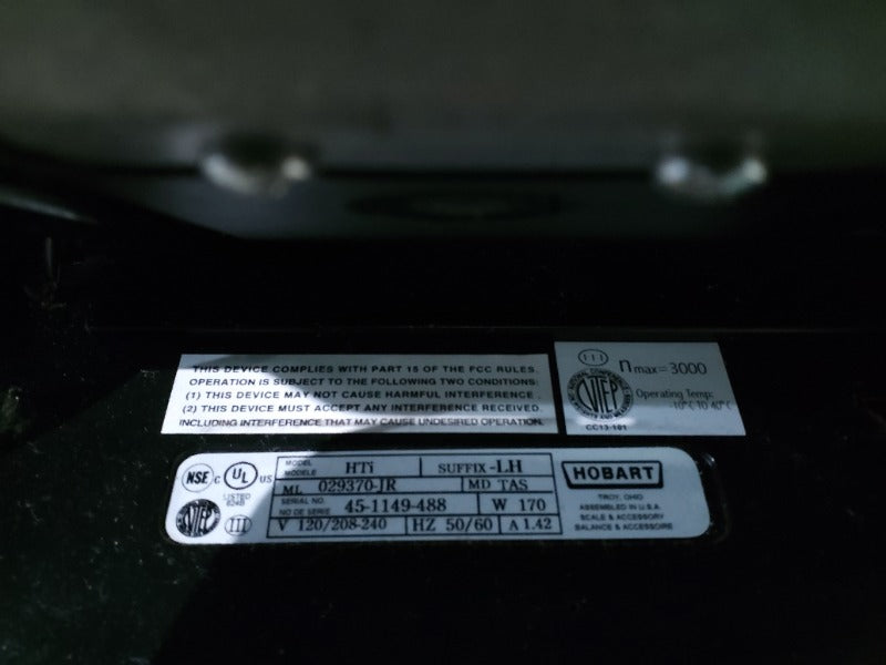 HOBART HTI (WITH BACK SCREEN) (3) , HOBART HTI DELI SCALE (WITHOUT BACK SCREEN) (2)  - Load #234194