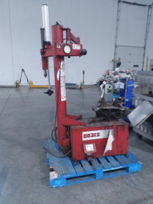 Coats Rim Clamp Tire Changer w/ Robo-Arm (1) - Load #237247