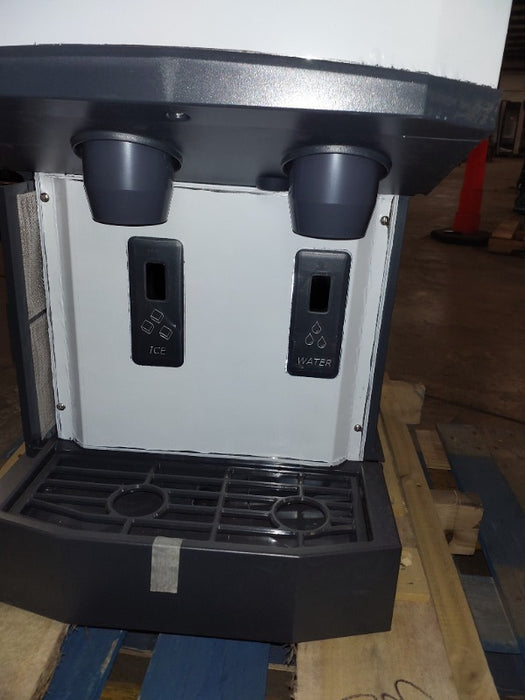 Scotsman Ice Machine (1)  - Load #239171