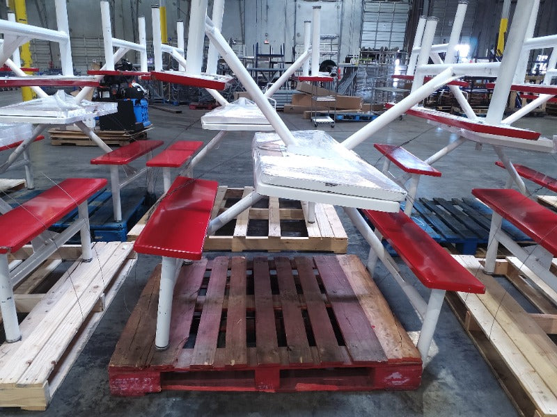 Picnic Tables - Load #249693