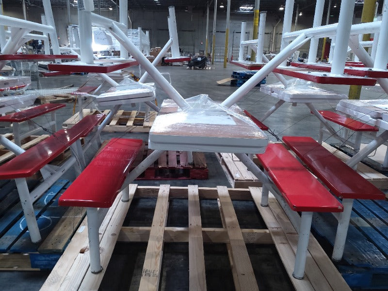 Picnic Tables - Load #249693