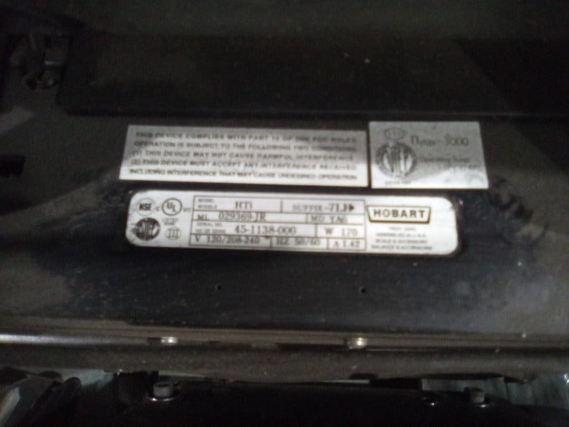 HOBART HTI (WITH BACK SCREEN) (4) , HOBART HTI DELI SCALE (WITHOUT BACK SCREEN) (3)  - Load #256137