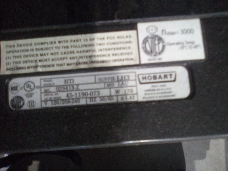 HOBART HTI (WITH BACK SCREEN) (5) , HOBART HTI DELI SCALE (WITHOUT BACK SCREEN) (2)  - Load #256135