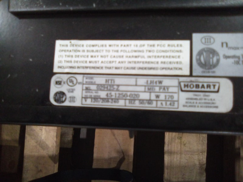 HOBART HTI (WITH BACK SCREEN) (1) , HOBART HTI DELI SCALE (WITHOUT BACK SCREEN) (3)  - Load #256133