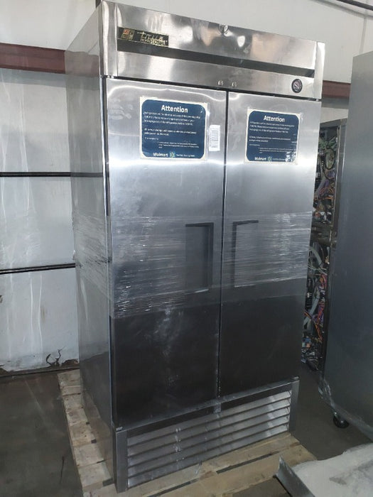 True Two Section Refrigerator (1) - Load #266369