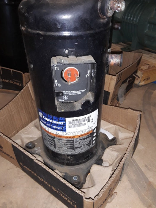 Copeland Scroll Outdoor Refrigeration Unit (1)  - Load #261494