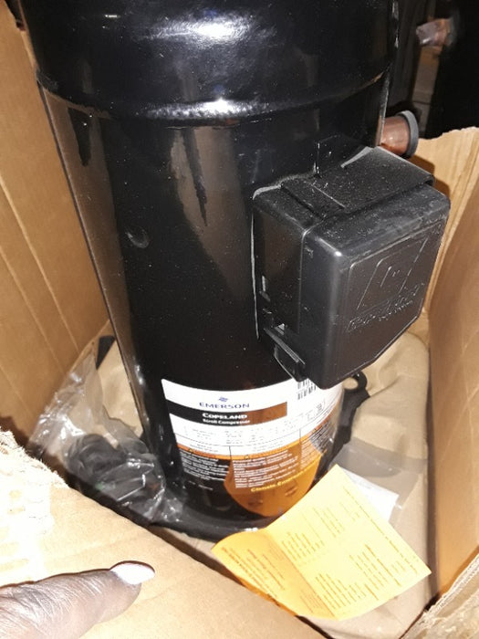 Copeland Scroll Outdoor Refrigeration Unit (1)  - Load #261504