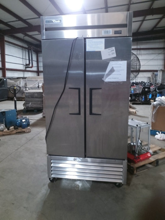 True Two Section Refrigerator (1) - Load #262580
