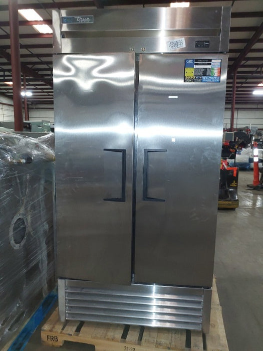 True Two Section Refrigerator (1) - Load #265164