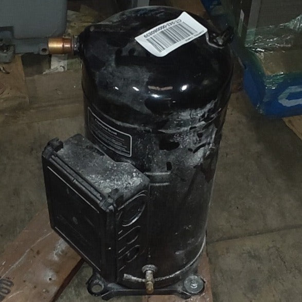 Copeland Scroll Outdoor Refrigeration Unit (1)  - Load #267160