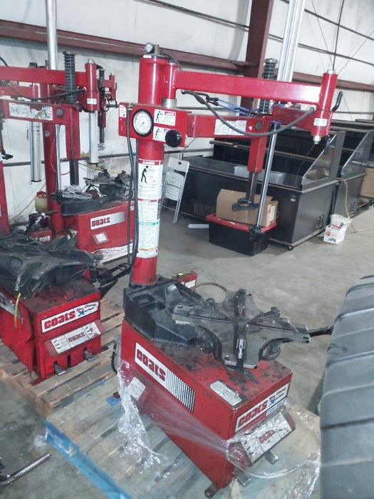 Coats Rim Clamp Tire Changer (1) - Load #267332