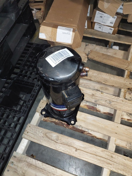 Copeland Scroll Outdoor Refrigeration Unit (1)  - Load #276190