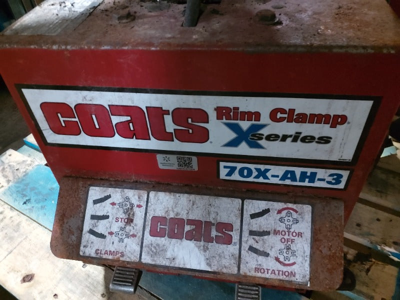Coats Tire Balancer (1) , Coats Rim Clamp Tire Changer (1)  - Load #290852