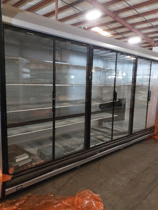 Hussmann Refrigerated Display Case (1) - Load #298286