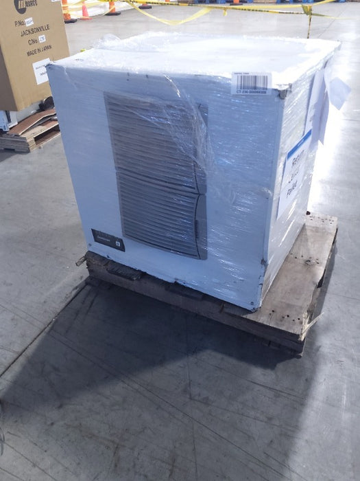 Scotsman Ice Machine (1) - Load #303307