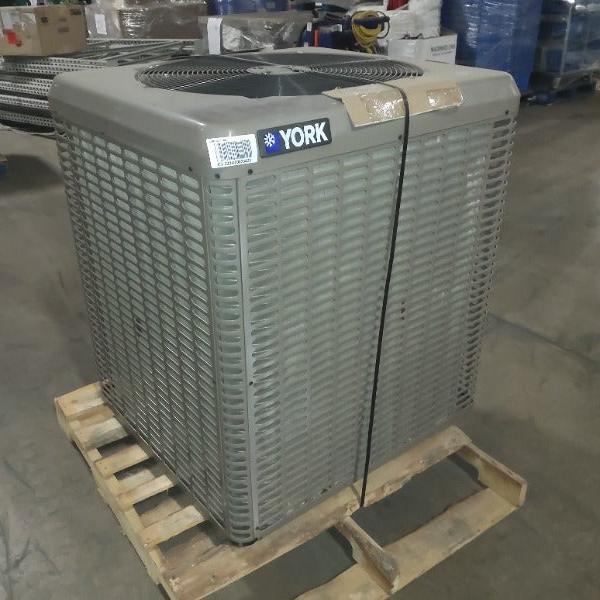 Lennox AC Compressor / Fan (1) - Load #305494