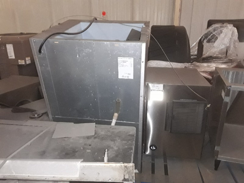 Hoshizaki Ice Machine (3)  - Load #306305