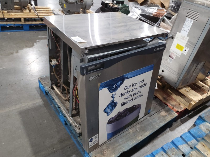 Scotsman Ice Machine (1) - Load #309378