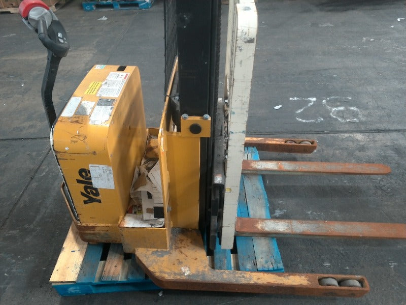 Yale Electric Pallet Jack (4) - Load #282247