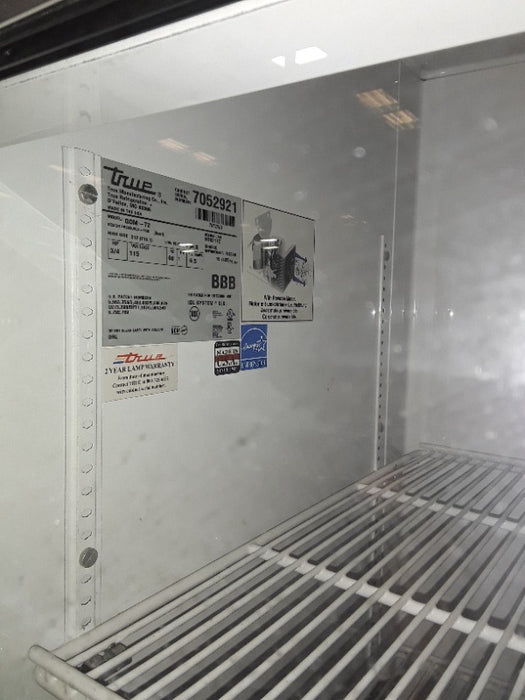 True 3 section display freezer (1) - Load #150131