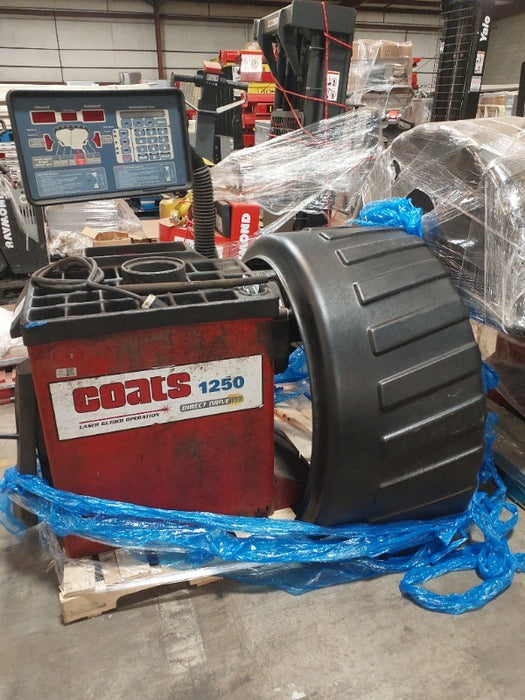 Coats Tire Balancer Model 950S (1) - Load #186837