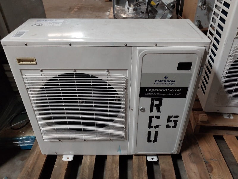 Copeland Scroll Outdoor Refrigeration Unit (1) - Load #205233