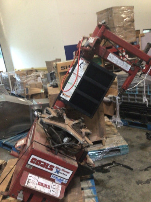 Coats Rim Clamp Tire Changer (1) - Load #201941