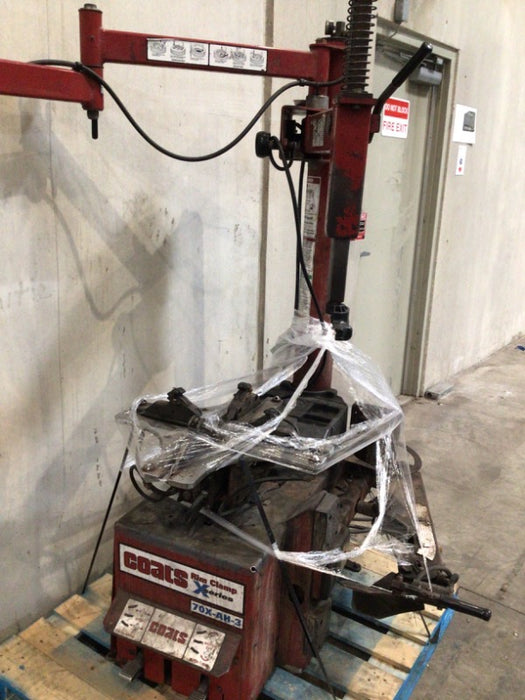 Coats Rim Clamp Tire Changer (1) - Load #190236