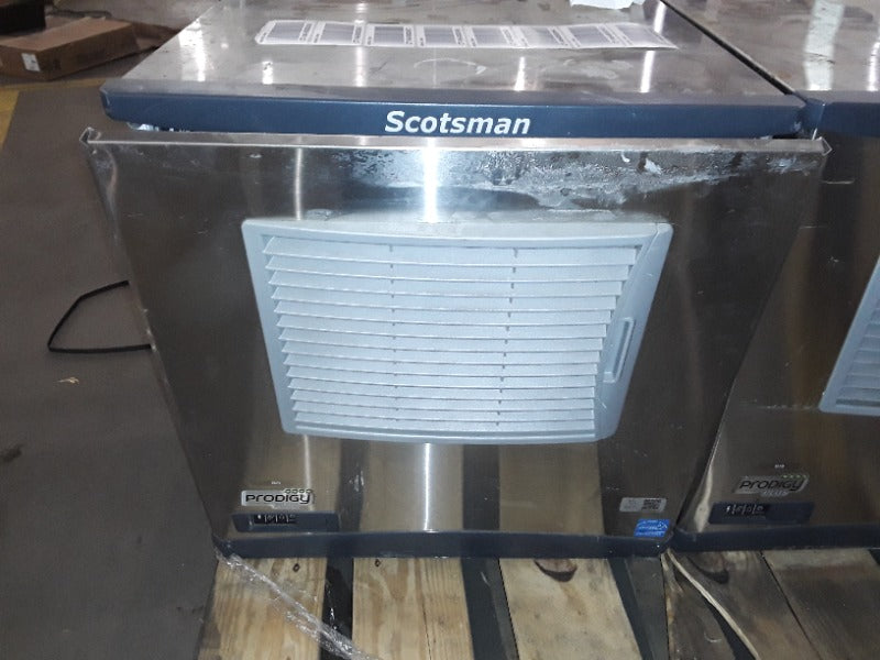 Ice Machine - Scotsman (2)  - Load #232884
