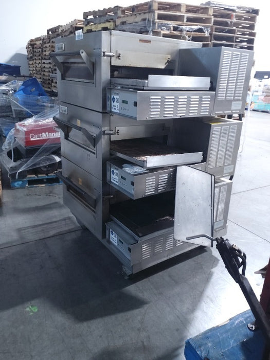 Lincoln Pizza Oven – Triple Stack (1)  - Load #237245