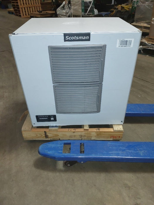 Scotsman Ice Machine (1)  - Load #240546