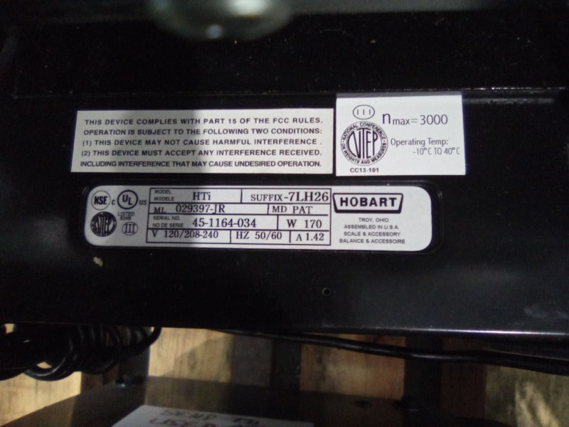 HOBART HTI (WITH BACK SCREEN) (4) , HOBART HTI DELI SCALE (WITHOUT BACK SCREEN) (1)  - Load #267693