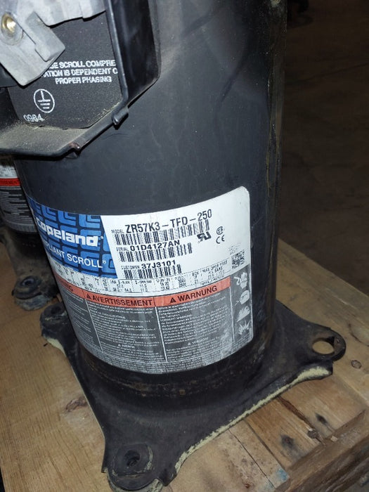 Copeland Scroll Outdoor Refrigeration Unit (1)  - Load #269001