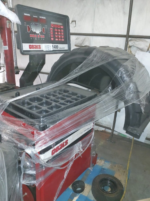 Coats Rim Clamp Tire Changer (1) , Coats Tire Balancer Model 950S (1) , Coats Rim Clamp Tire Changer w/ Robo-Arm (1)  - Load #298270