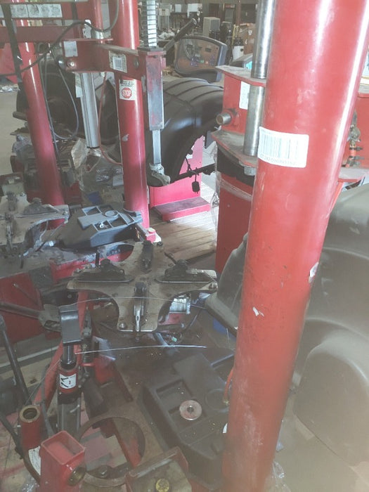 Coats Rim Clamp Tire Changer (1) , Coats Tire Balancer Model 950S (1) , Coats Rim Clamp Tire Changer w/ Robo-Arm (1)  - Load #298270