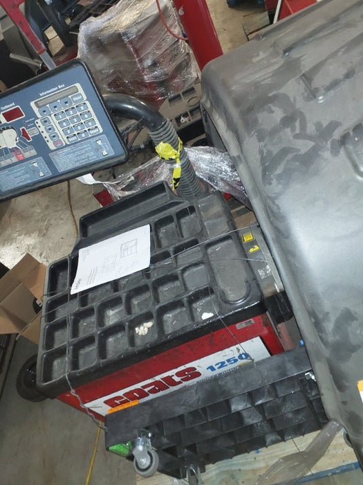 Coats Tire Balancer (2) , Coats Rim Clamp Tire Changer (1) , COATS 1250-2D (3)  - Load #299963
