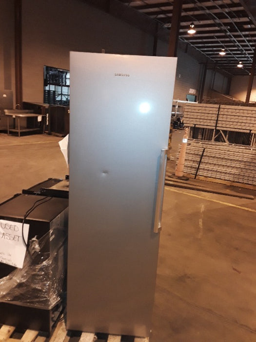 Refrigerator 9/24 - Load #304511