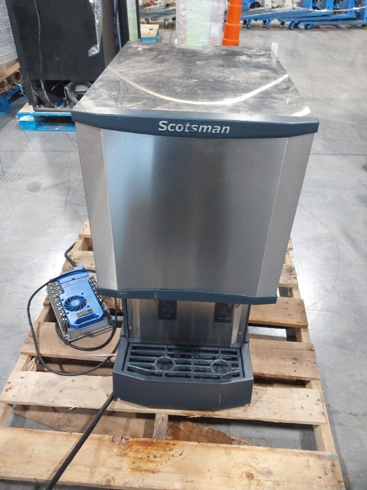 Scotsman Ice Machine (2)  - Load #215713