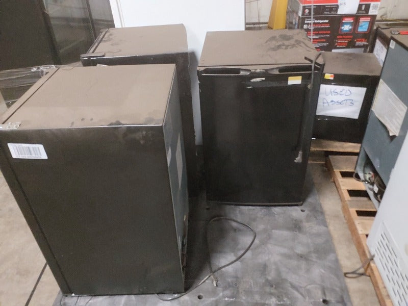 Great deal on a load of used Coolers- TRUE, Whirlpool and Galanz - 1GNITE