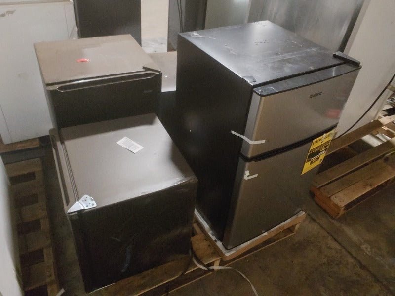 Great deal on a load of used Coolers- TRUE, Whirlpool and Galanz - 1GNITE