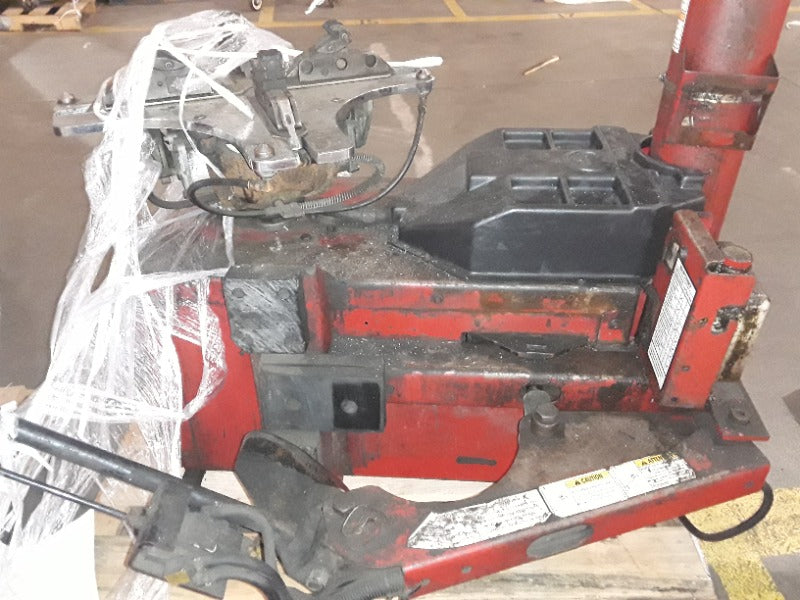 Coats Rim Clamp Tire Changer w/ Robo-Arm (1)  - Load #204603