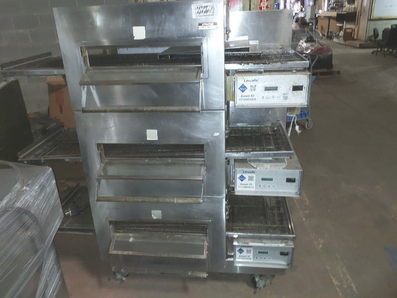 Lincoln Pizza Oven – Triple Stack (1)  - Load #207548